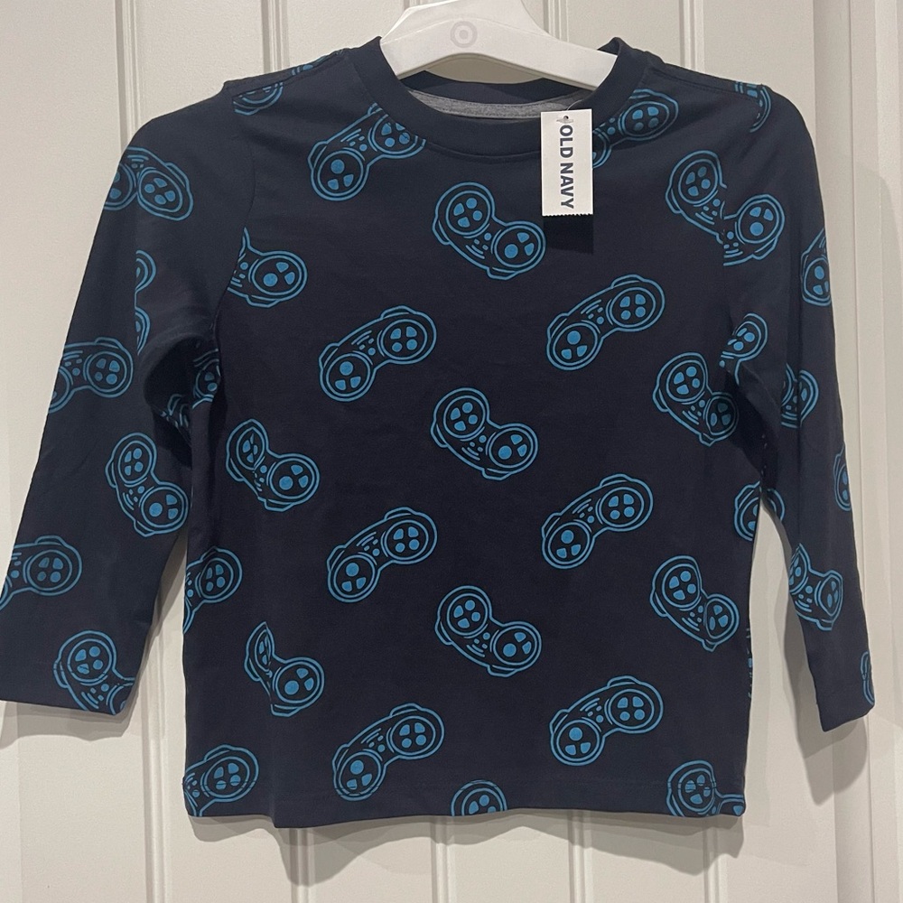 ✨✨Old Navy Boys Gaming Controller Shirt✨✨